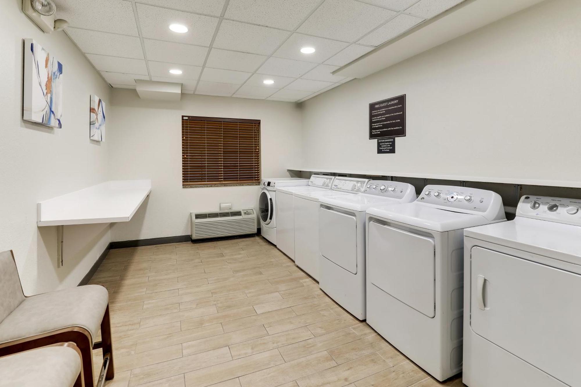 Candlewood Suites Lexington By Ihg Eksteriør bilde